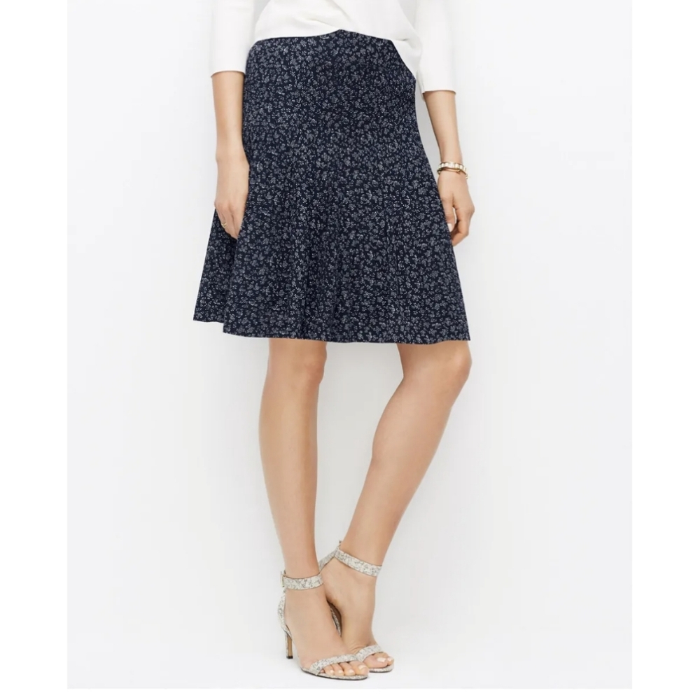 Ann Taylor Floral Print Pleated Flounce Skirt Dark Navy (4 Petite)